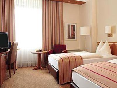 фото отеля Best Western Queens Hotel Karlsruhe