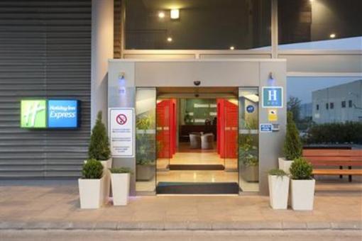 фото отеля Holiday Inn Express Molins De Rei