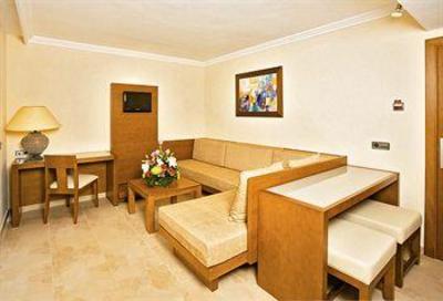 фото отеля Aparthotel Ferrera Blanca Felanitx