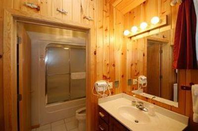 фото отеля Gunflint Lodge