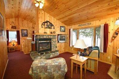 фото отеля Gunflint Lodge
