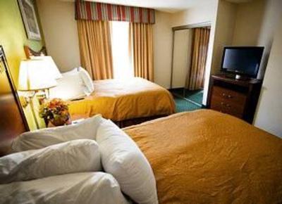 фото отеля Homewood Suites by Hilton Savannah