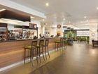 фото отеля Holiday Inn Express London-Heathrow T5