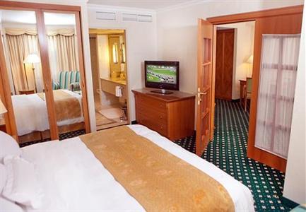 фото отеля JW Marriott Bucharest Grand Hotel