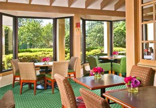 фото отеля Courtyard by Marriott Williamsburg
