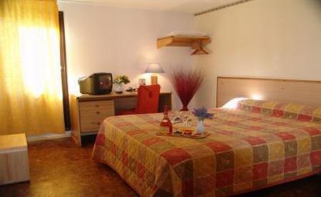 фото отеля Brit Hotel Plaisance Narbonne
