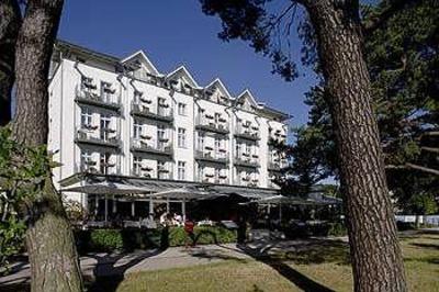 фото отеля Strandhotel Heringsdorf