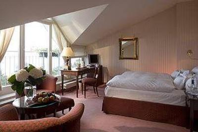 фото отеля Strandhotel Heringsdorf