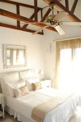 фото отеля Crawfords On Beacon Isle Hotel Plettenberg Bay