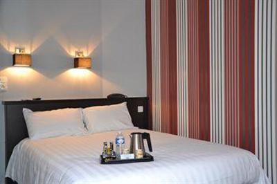 фото отеля Hotel Emeraude Le Mans