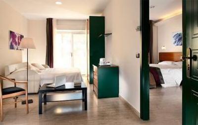 фото отеля Astoria Suite Hotel