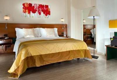 фото отеля Astoria Suite Hotel
