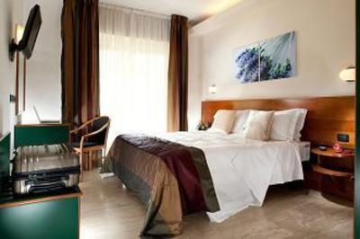 фото отеля Astoria Suite Hotel