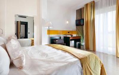 фото отеля Astoria Suite Hotel