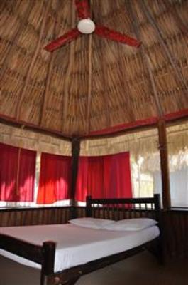фото отеля Hostel & Cabanas Ida y Vuelta Camping