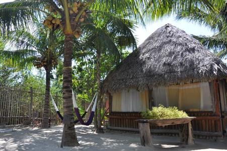 фото отеля Hostel & Cabanas Ida y Vuelta Camping