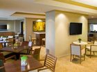фото отеля Hilton Toronto Airport & Suites
