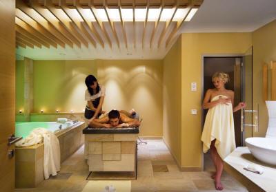 фото отеля Falkensteiner Hotel & Spa Alpenresidenz Antholz