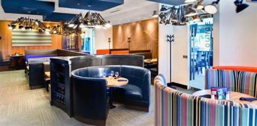 фото отеля Sandman Signature Hotel & Suites Langley