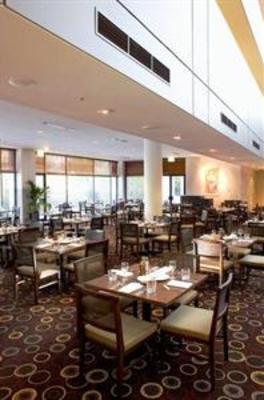 фото отеля Crowne Plaza Hotel Canberra