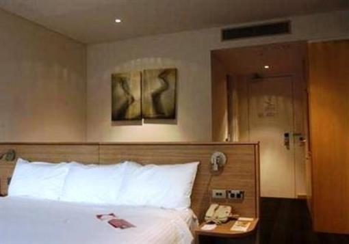 фото отеля Crowne Plaza Hotel Canberra