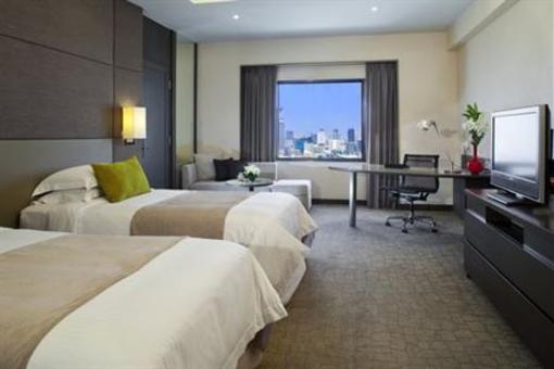 фото отеля Crowne Plaza Bangkok Lumpini Park