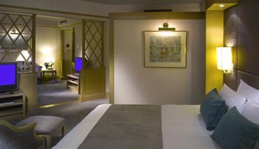 фото отеля Crowne Plaza Bangkok Lumpini Park