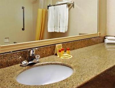 фото отеля Days Inn and Suites Collingwood
