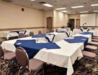фото отеля Days Inn and Suites Collingwood