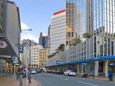 фото отеля Travelodge Wellington Plimmer Towers