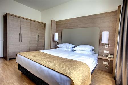 фото отеля Ramada Encore Kiev