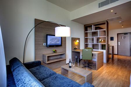 фото отеля Ramada Encore Kiev