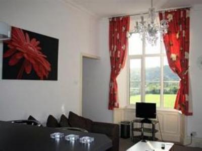 фото отеля Waterhead Apartment
