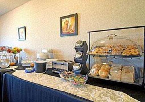 фото отеля Comfort Inn Chatham City