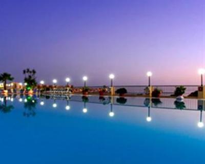 фото отеля Coastline Hotel