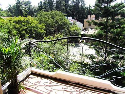 фото отеля StayWithUs Bangalore