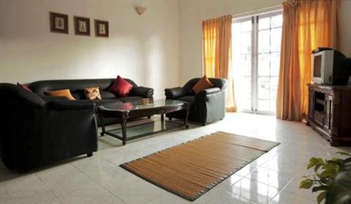 фото отеля StayWithUs Bangalore