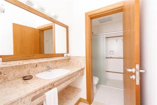 фото отеля Baiti Hotel & Marina