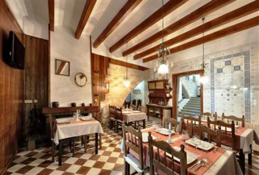 фото отеля Hotel Restaurant Casa Ceremines