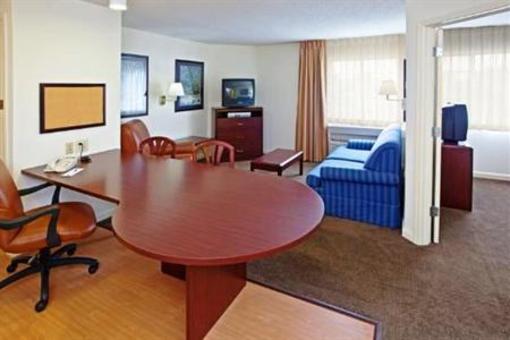 фото отеля Hawthorn Suites by Wyndham Louisville