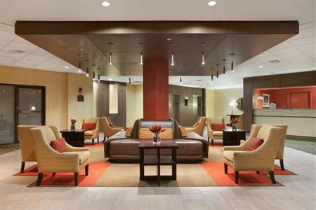 фото отеля Doubletree Hotel Bradley International Airport