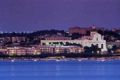 фото отеля Mediterraneo Hotel Cagliari