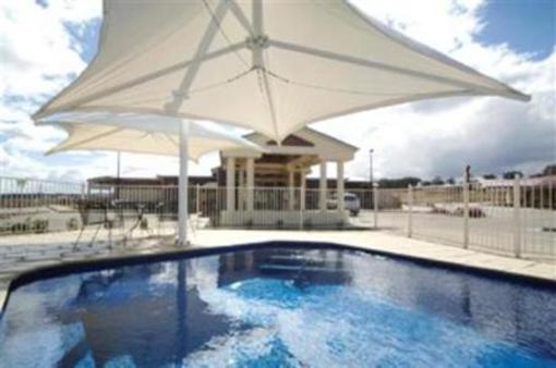 фото отеля Pittsworth Motor Inn