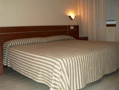 фото отеля Hostal A Camelia Moana