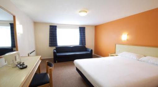 фото отеля Travelodge Uttoxeter