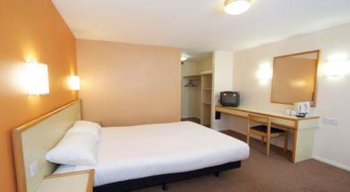 фото отеля Travelodge Uttoxeter