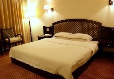 фото отеля Huaqiang Hotel