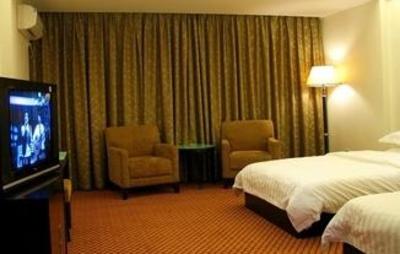 фото отеля Huaqiang Hotel