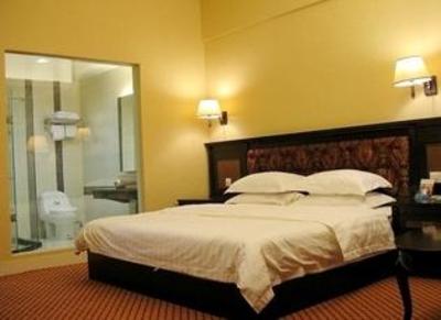 фото отеля Huaqiang Hotel