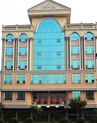 фото отеля Huaqiang Hotel